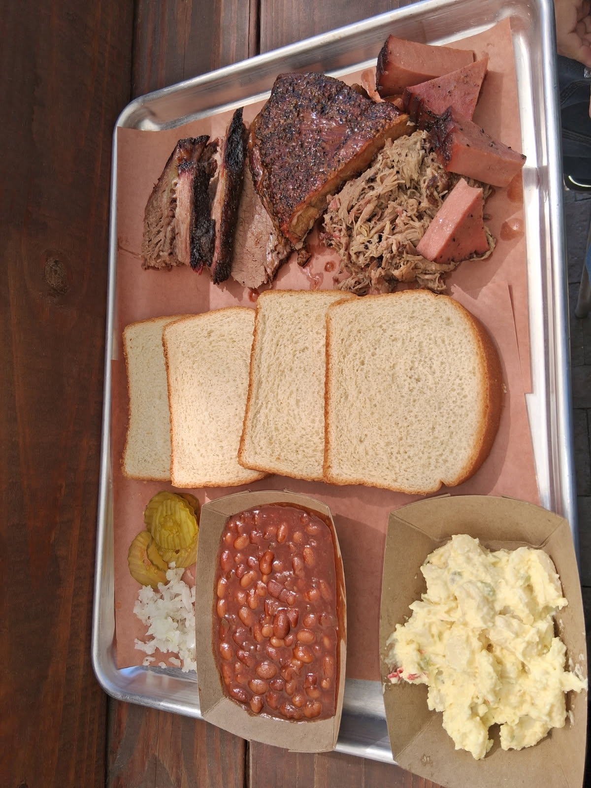 Lakeside Sno and BBQ